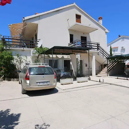 Apartamento 46 *