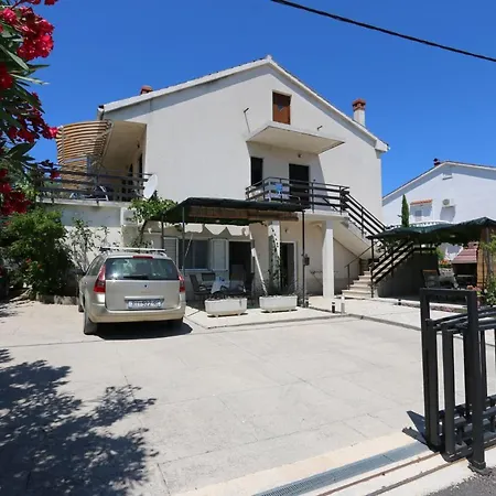 Apartment 46 *