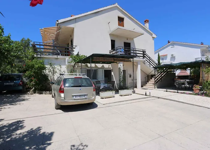 Apartment 46 *